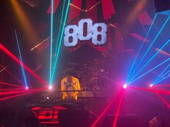-808 LiveHouse