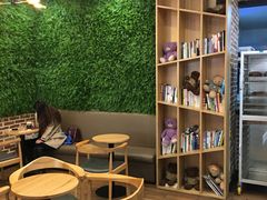 -焙丽拾光(麦凯乐直营店)