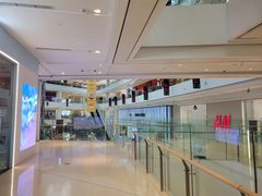 -LuOne凯德晶萃广场(徐家汇路店)