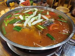 -亮欢寨酸汤鱼(沙冲路店)