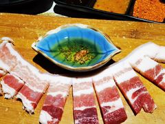 -三国惹火烤肉·中日韩烤肉集合店(百草路店)
