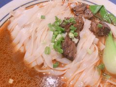 -霸蛮湖南菜·牛肉粉(荣京西街店)