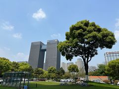 -锐菲特游泳体育健身中心(滨江店)