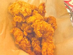 -必胜客(砂之船中东奥莱店)