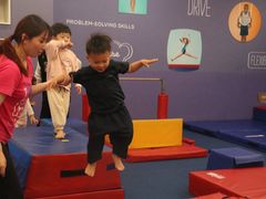 -小小运动馆(浦江店)