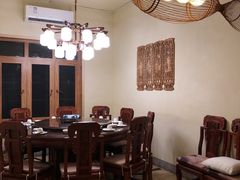 包厢-霄汉牛三鲜湖北砂锅菜(万松园2店)