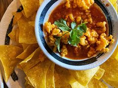 玉米片配芝士香肠辣酱-SMOKI & CO(五大道店)