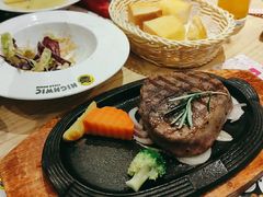 -海维克牛排馆HIGHWIC(右岸环宇坊店)