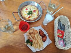 -豪客嘉族·麦尼顿西餐厅(乐福天下店)
