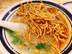 -正南齐北·老街糯米团(洪崖洞店)