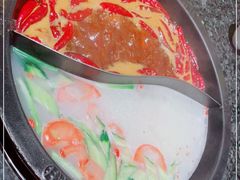 -井格重庆火锅(临平银泰城店)