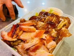 烧鹅拼叉烧饭-吾家香港烧腊专门店