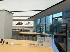-华为授权体验店(中山公园来福士)