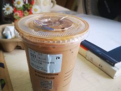 圣诞可可生椰拿铁-瑞幸咖啡(新世界中心店)