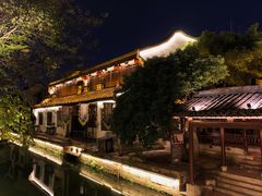 -仓桥直街臭豆腐