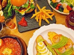 -ZAZA.CAFE.BAR