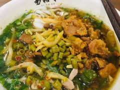 辣椒炒肉扁粉-易裕和·长沙米粉(友谊路店)