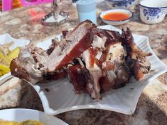 -黄记四更烤乳猪店