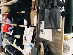 -优衣库(红谷滩万达店)