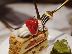 拿破仑草莓-KNOTKNOT珞珞·日式甜品(K11店)