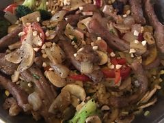 蘑菇薄牛排铁锅饭-遇见西木美式餐厅(体育路店)