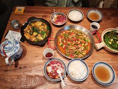 -泥糊破店小酒馆·团建聚餐(南京西路店)