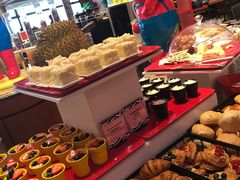 -咖啡苑自助餐厅·中国大饭店
