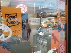 -COACH蔻驰(太古汇店)