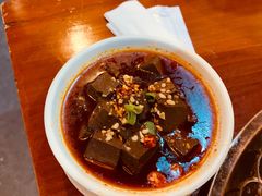 -炉小二铜锅牛蛙•川湘菜(三里屯店)