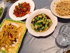 -肥肥虾庄·金牌油焖大虾(杨园滨江时代walk店)