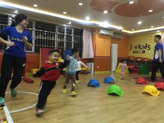 -卓跃儿童运动馆·体能·跳绳·篮球(滨江东中心店)