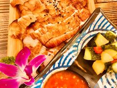 金牌炭烧秘制猪颈肉-Hi YOU你的饭局泰餐厅(雍和宫店)