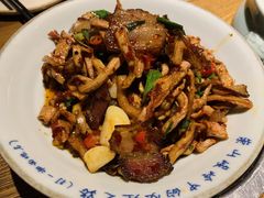 -吃饭皇帝大土家民族菜(正大广场店)