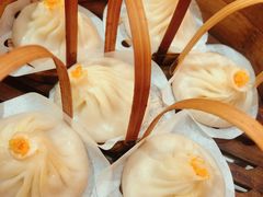 -龍堂蟹黄小笼包(德思勤四季汇店)