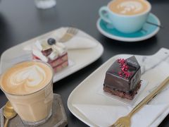 -UNI UNI(环亚凯瑟琳店)