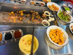 -马路牙子烧烤音乐酒馆(望京店)