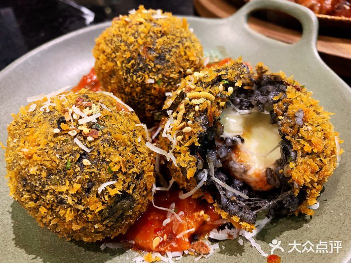 KCOOKING概念韩餐(世茂52+店)墨鱼芝士饭团图片