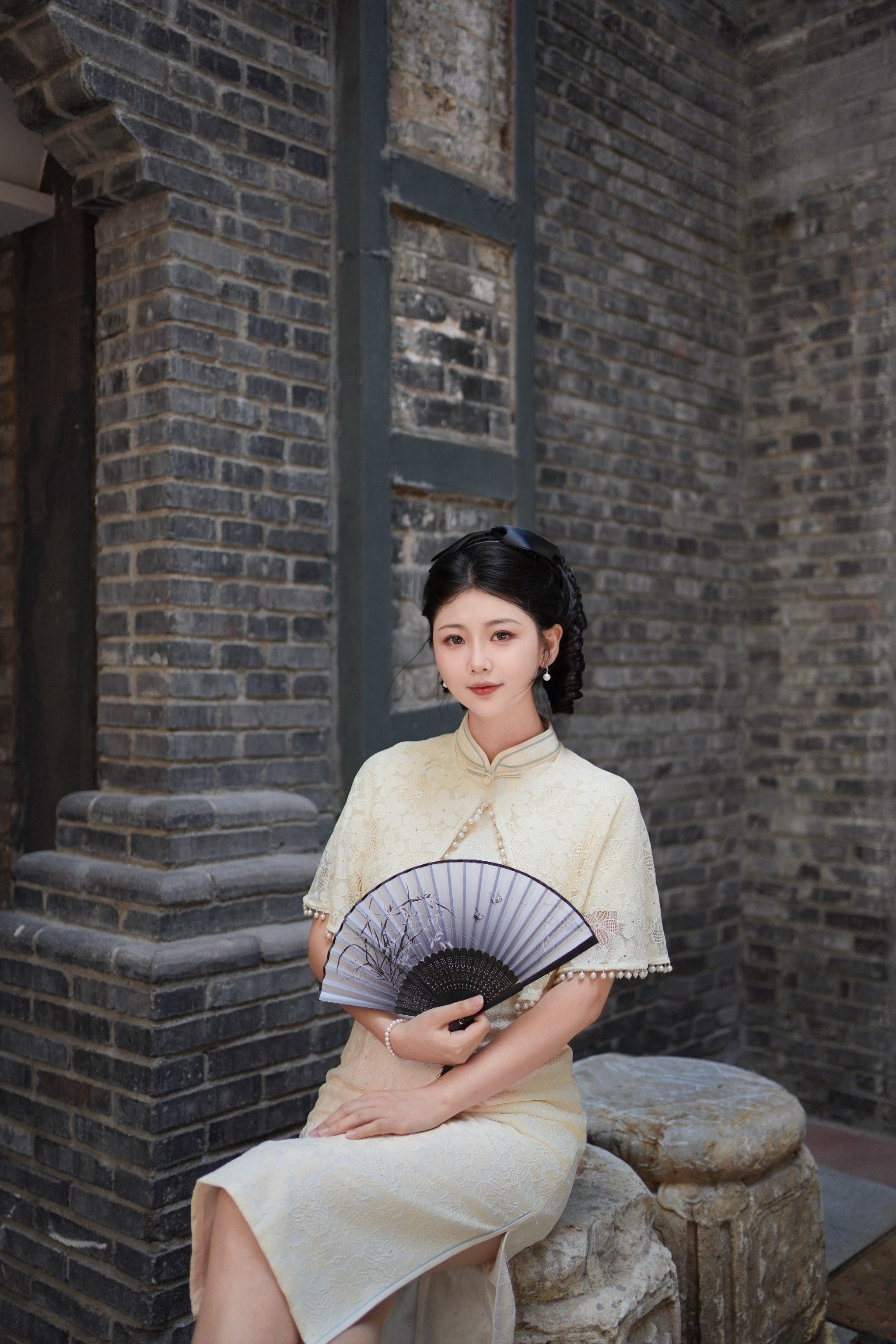 "少爷 隔壁家留洋的大小姐回来了"