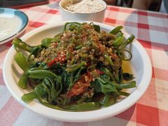 -洪霞餐馆·川菜·鲜货现炒(两江春城店)