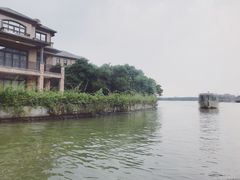 -迪茵湖田家舍生态农场