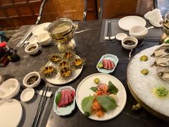 -半岛翡丽海鲜自助餐厅(观风亭店)