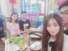 -百品聚旋转火锅(万德庄店)