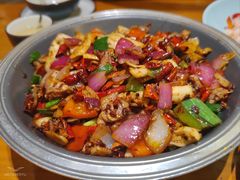 -老滇山寨•云南特色菜•地方菜•民族风情歌舞表演(金碧店)