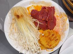 -山焱·炭火自助烤肉(周浦万达店)