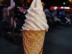 冰淇淋-蜜雪冰城(大润发店)