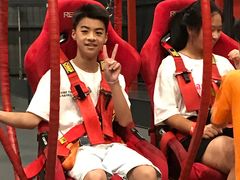 -极限PLAY运动娱乐新世界·团建派对潮玩休闲馆·室内蹦极高空游乐园