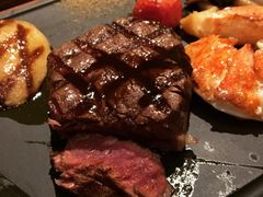 -恰餐厅及酒吧 CHAR Bar & Grill (北京丽都皇冠假日店)