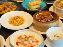 -深圳国际会展中心希尔顿酒店(前海华发冰雪世界店)