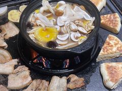 -有一锅·野生菌黑山羊腊排骨火锅(古城北门店)