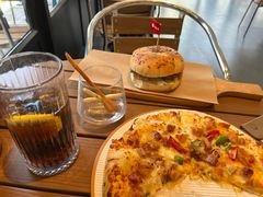 -必胜客(大宁路店)